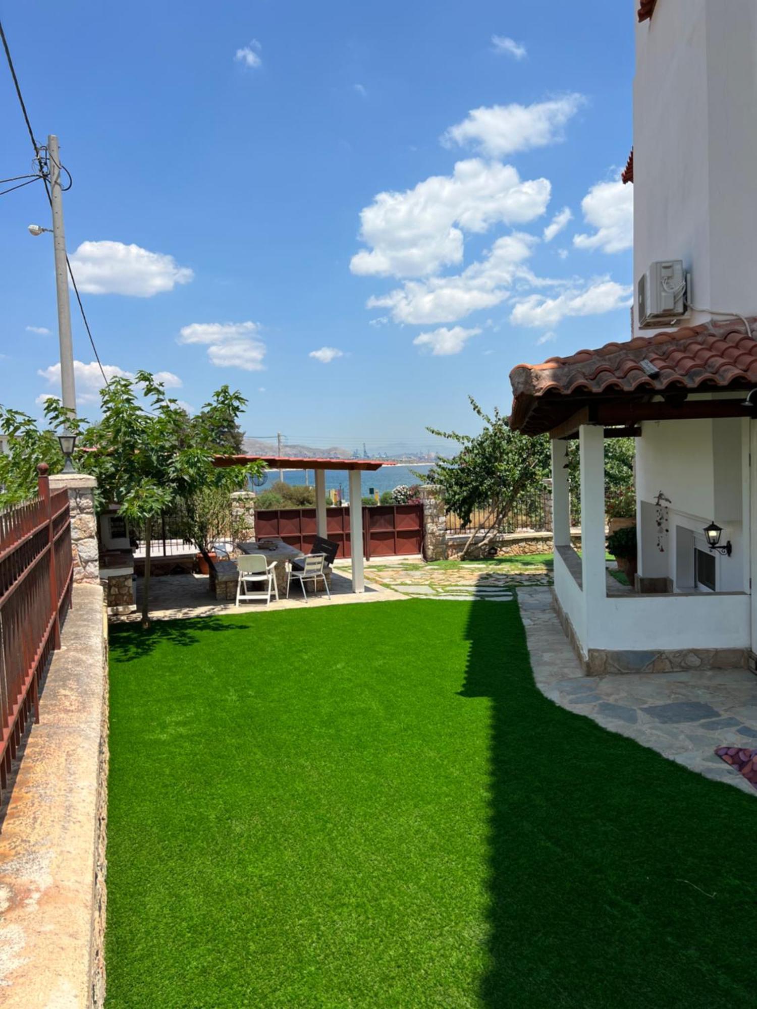 Apartment In Salamina With Garden & Sea View Selinia Екстер'єр фото