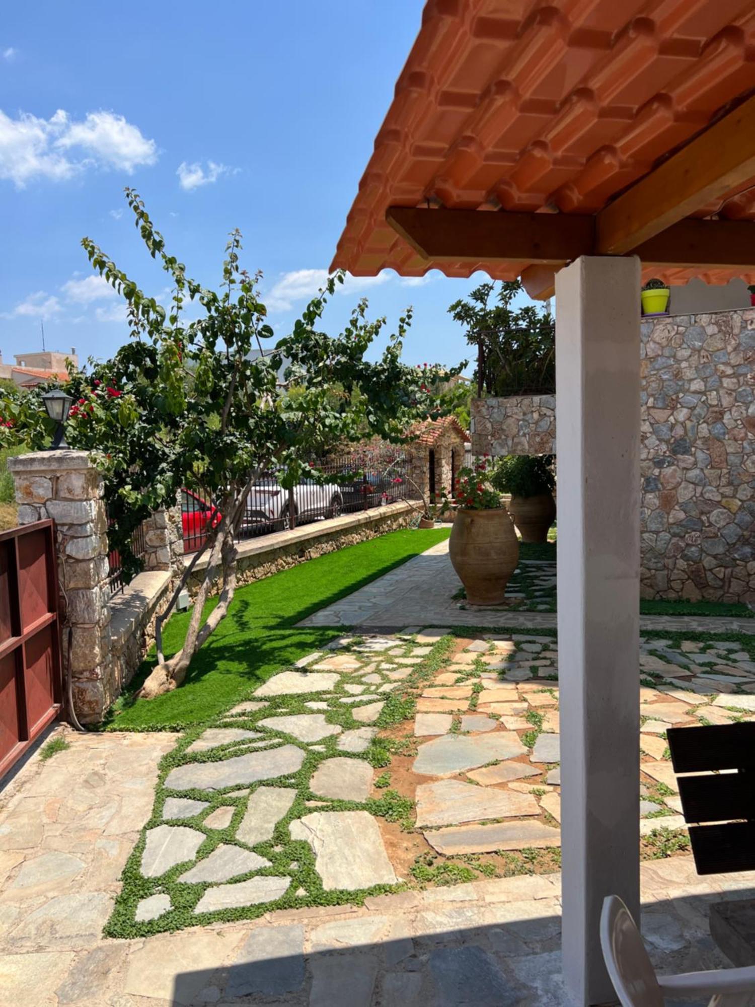 Apartment In Salamina With Garden & Sea View Selinia Екстер'єр фото